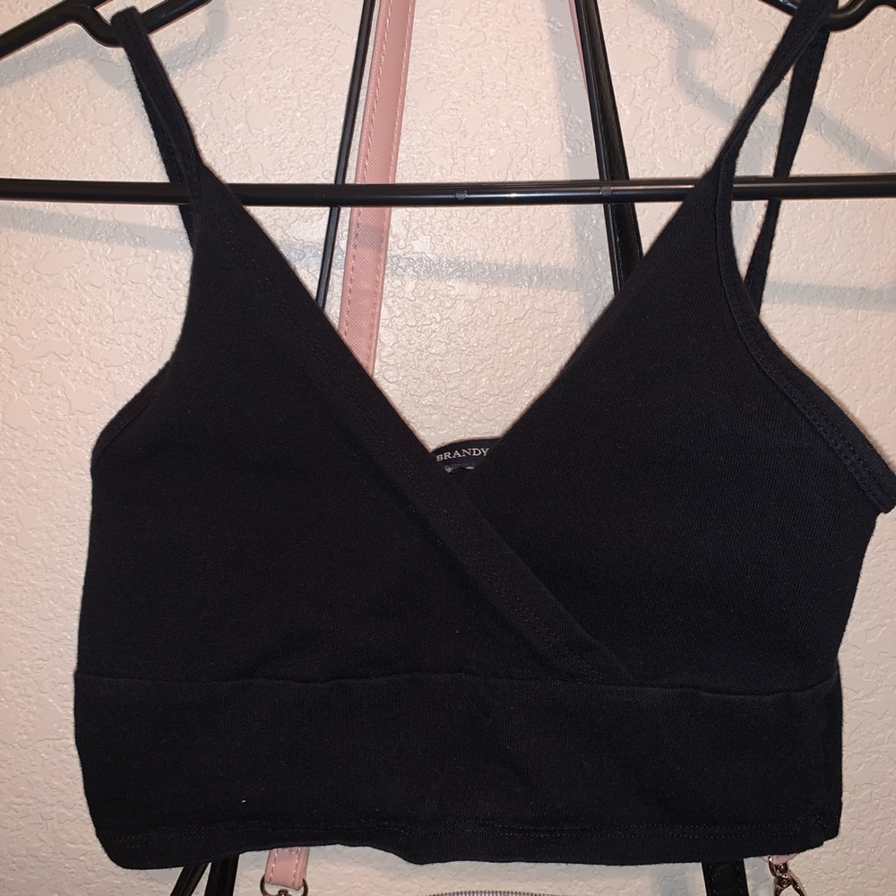 BRANDY MELVILLE CROP TOP